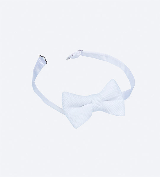 White Pinhead Bow Tie