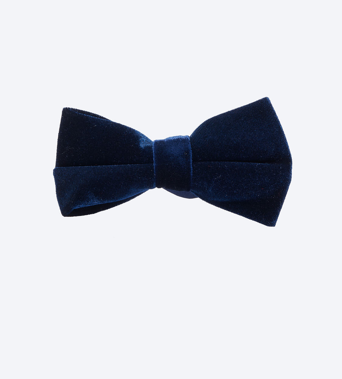 Blue Velvet Bow Tie For Fashionable Men