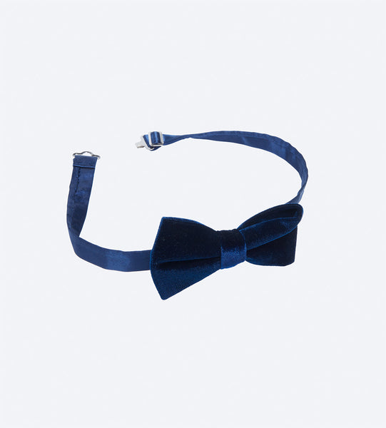 Blue Velvet Bow Tie For Fashionable Men
